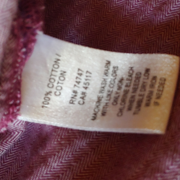 Long Sleeve Jr's top M NWOT - Picture 4 of 4